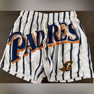 NWT Goods by Dax San Diego Padres Shorts Size Large